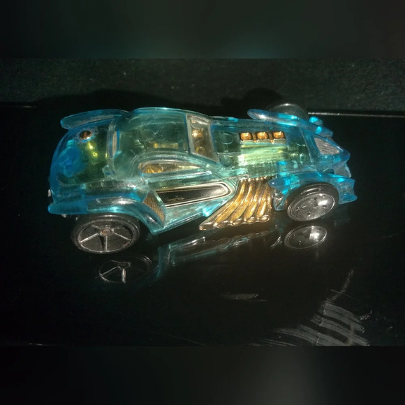 Burl-Esque Hotwheels car - Picture 3 of 4
